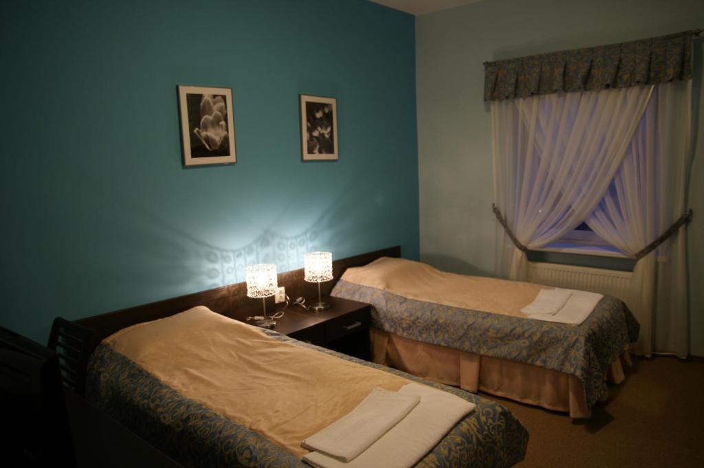 Hotel Chrobry Łęczyca Стая снимка